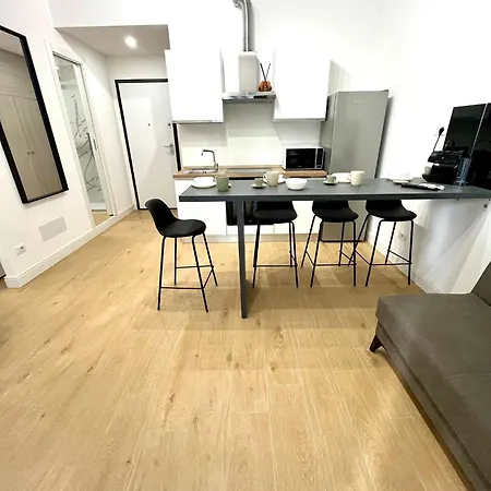 Domus 52 - New * Rome